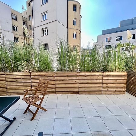 Sundeck City Centre Apartment Братислава Екстер'єр фото